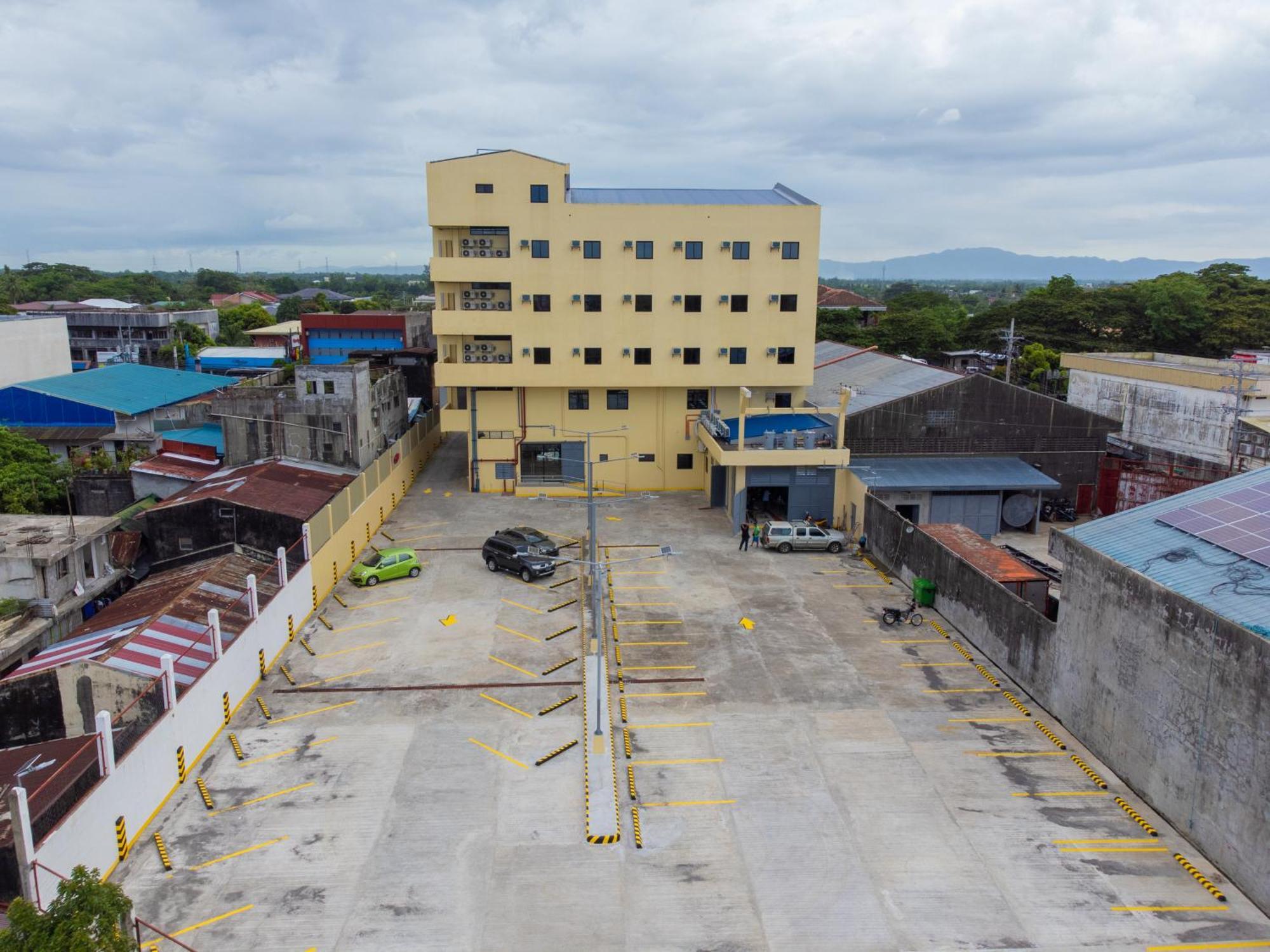 Sundaze Dormitel Hotel Naga  Bagian luar foto